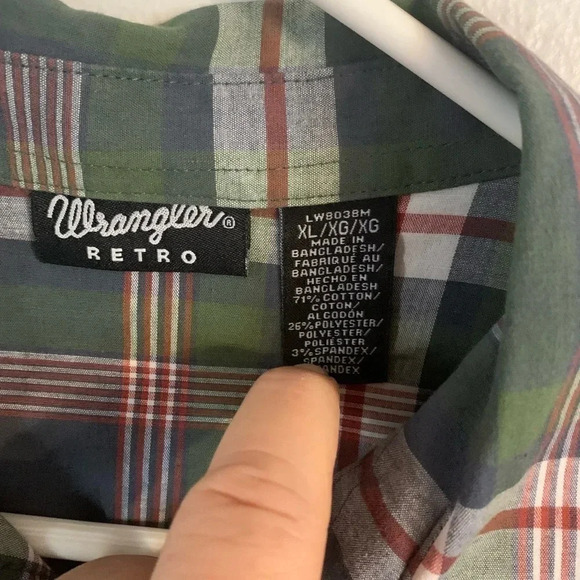 Women’s Wrangler retro pearl snap shirt size XL - Picture 4 of 10